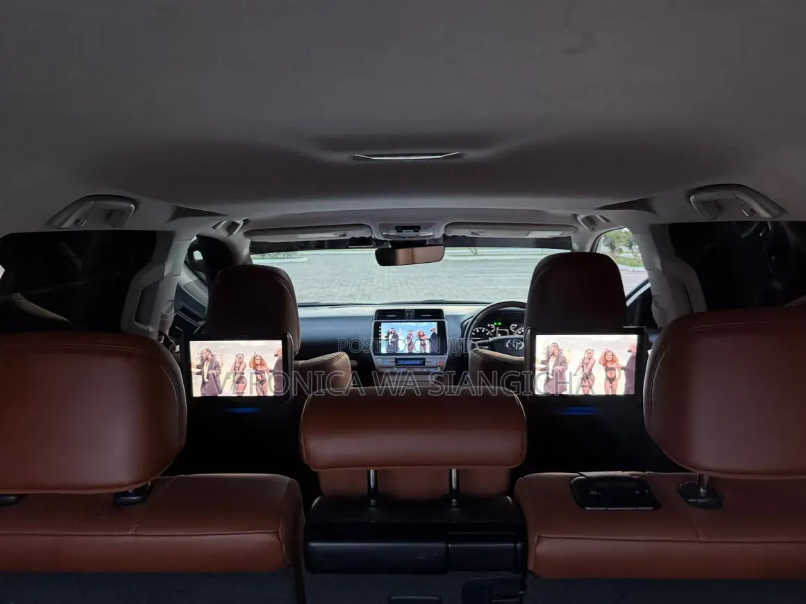 Toyota Land Cruiser Prado 2025 White