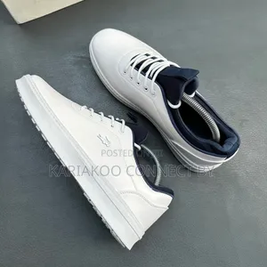 Classic Men's Leather Casual Sneakers
