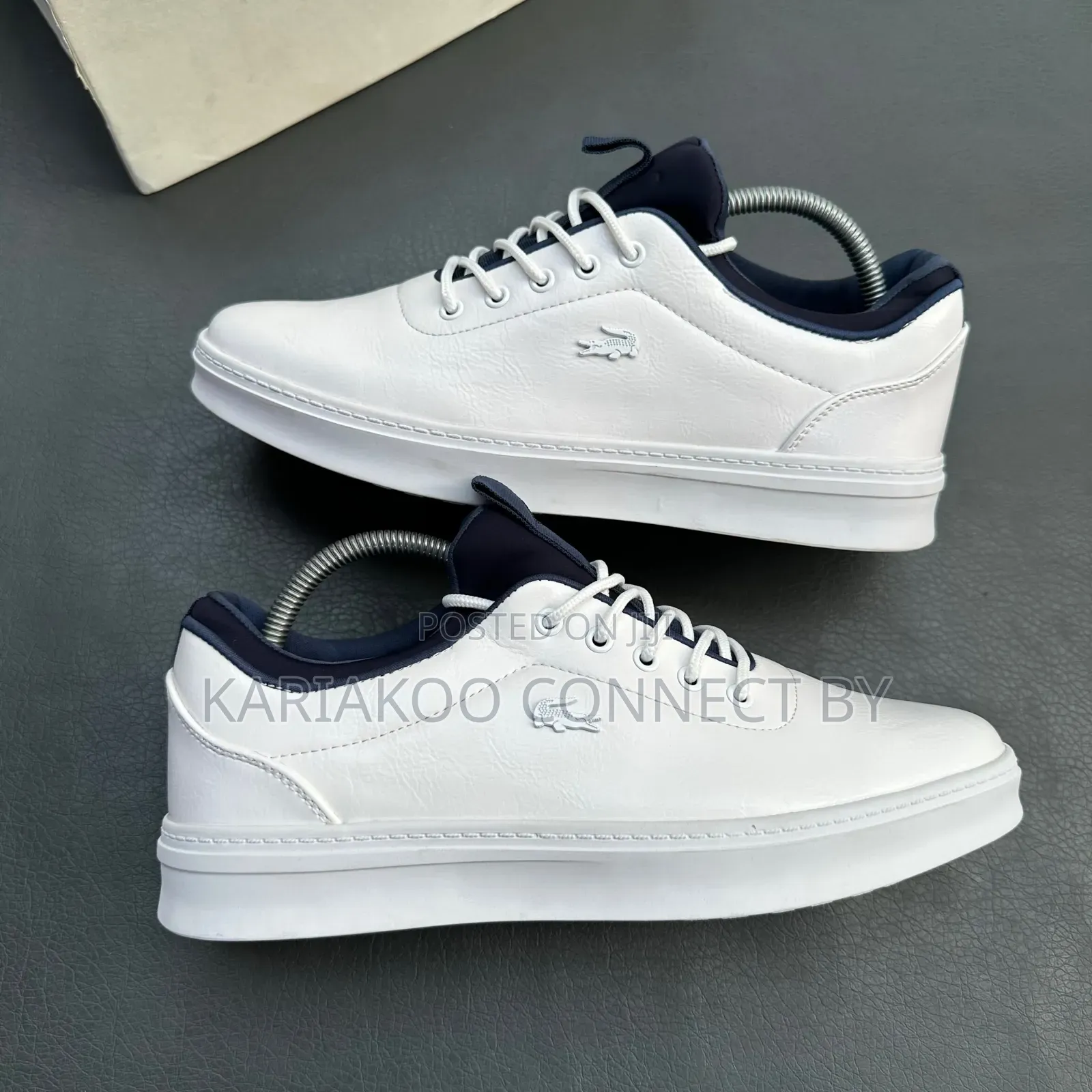 Classic Men's Leather Casual Sneakers