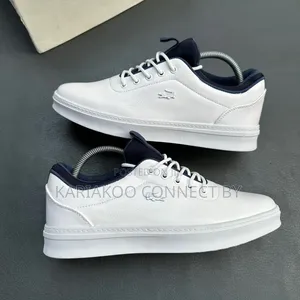 Classic Men's Leather Casual Sneakers