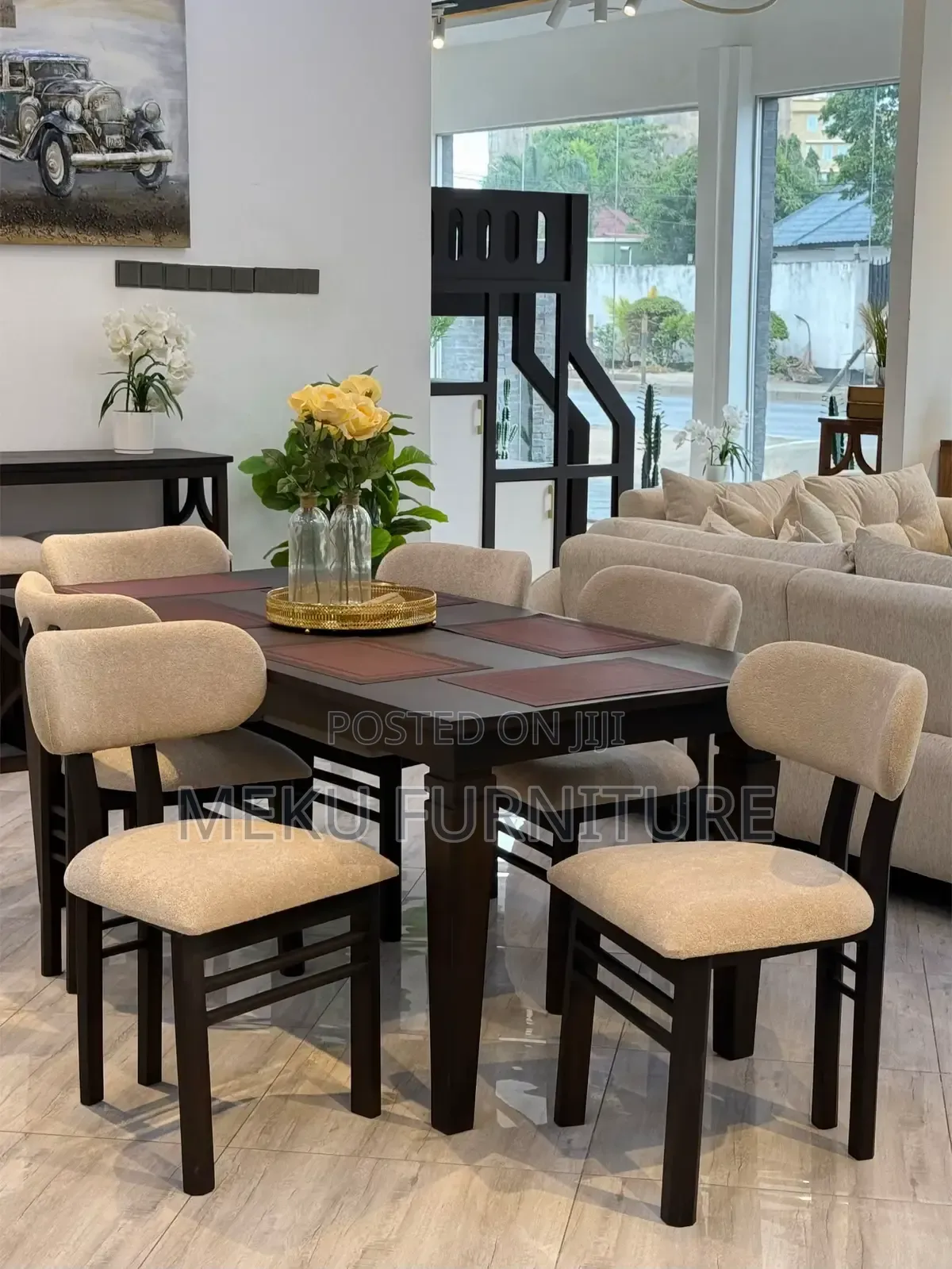 Dining Table Ya Kishua Kabisa
