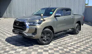 Toyota Hilux 2021 Gray