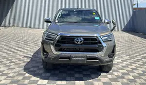 Toyota Hilux 2021 Gray
