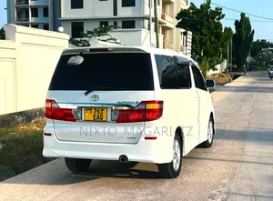Toyota Alphard 2004 White