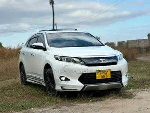 Toyota Harrier 2015 White