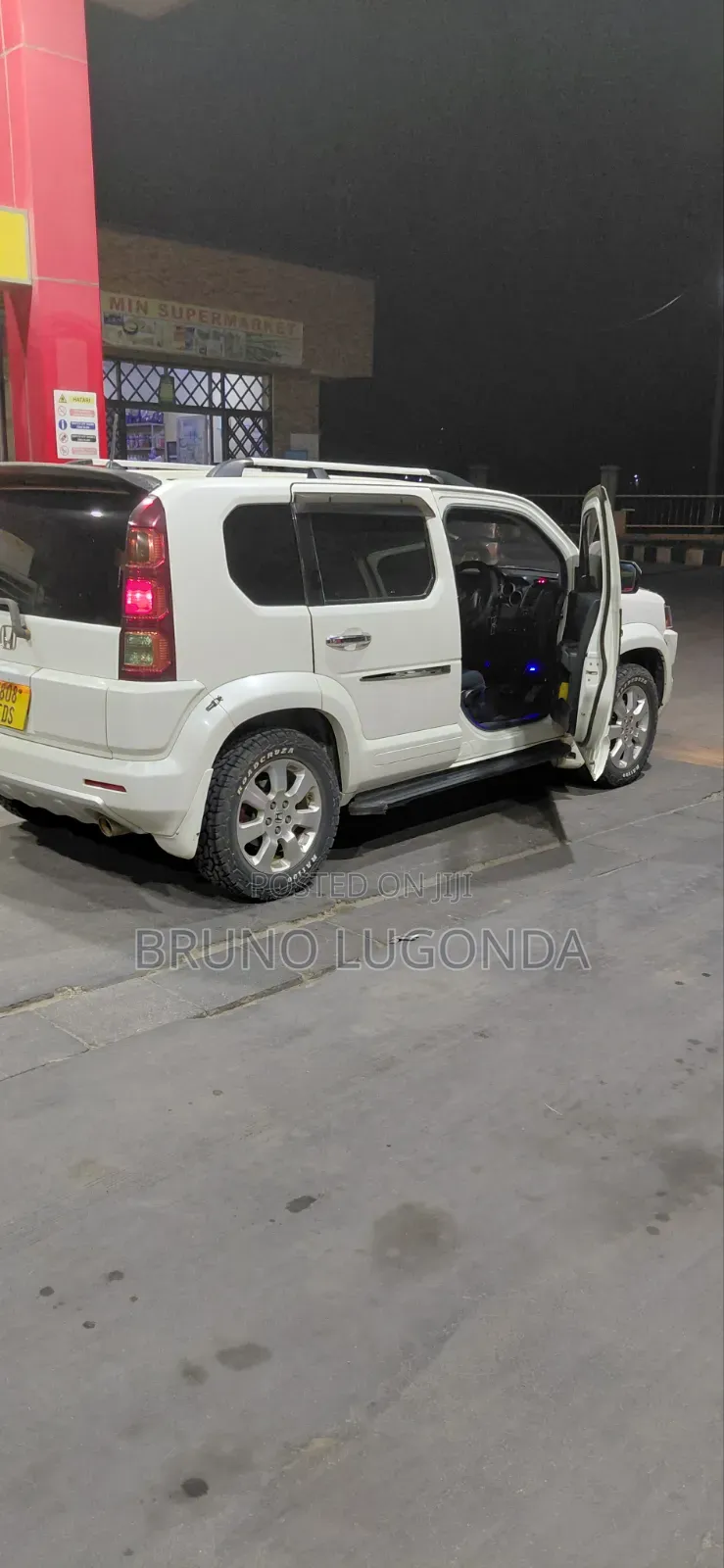 Honda Crossroad 2009 White