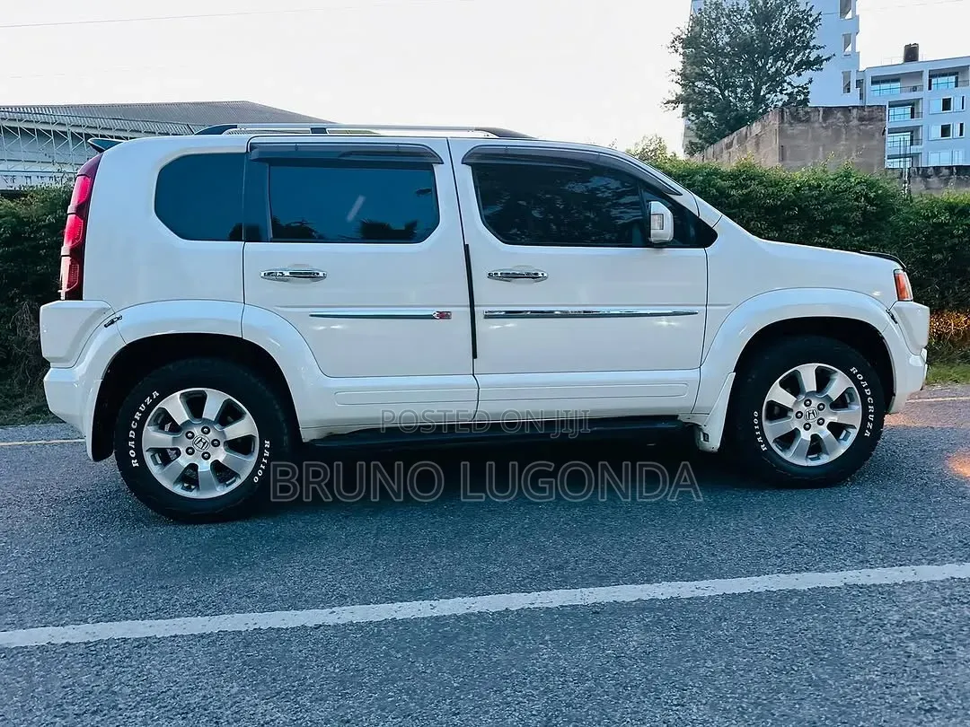 Honda Crossroad 2009 White