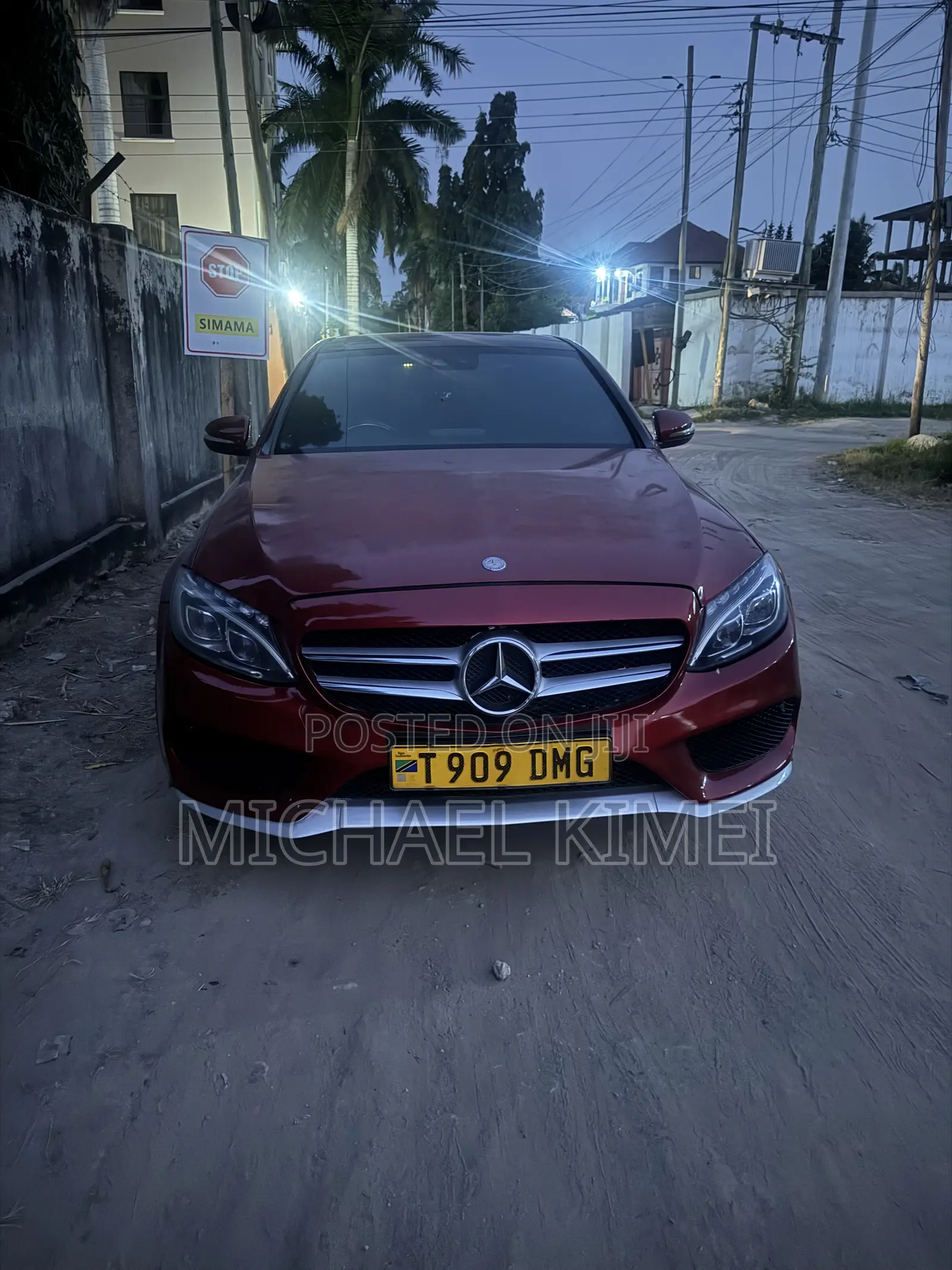 Mercedes-Benz C200 2019 Red