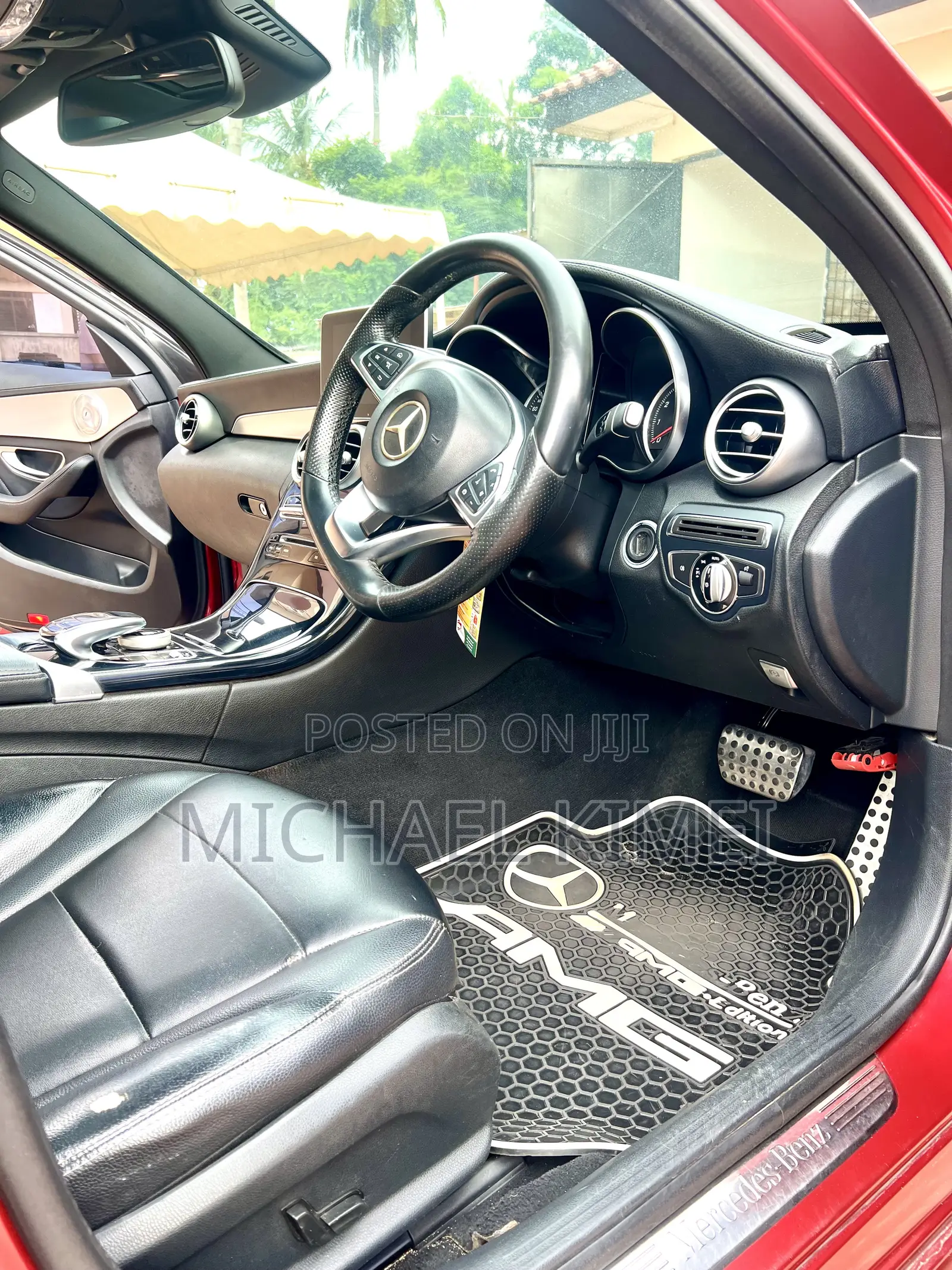 Mercedes-Benz C200 2019 Red