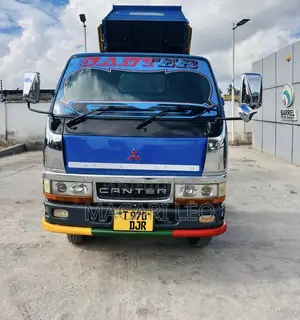 Mitsubishi Canter Tipper