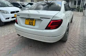 Mercedes-Benz CL 2010 White