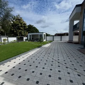 6bdrm House in Mbweni Jkt, Kinondoni for sale