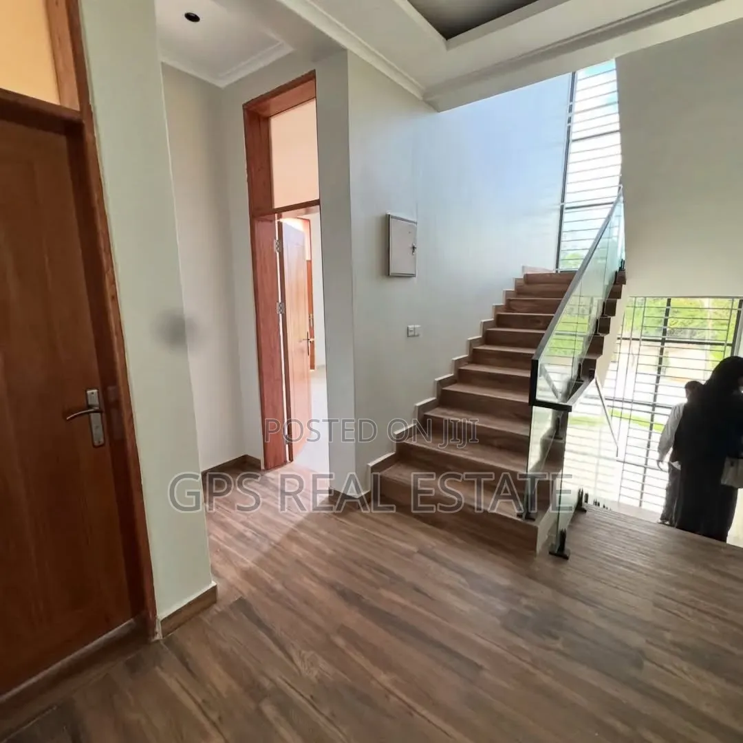 6bdrm House in Mbweni Jkt, Kinondoni for sale