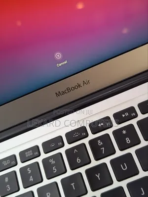 Laptop Apple MacBook Air 2013 4GB Intel Core i5 SSD 128GB