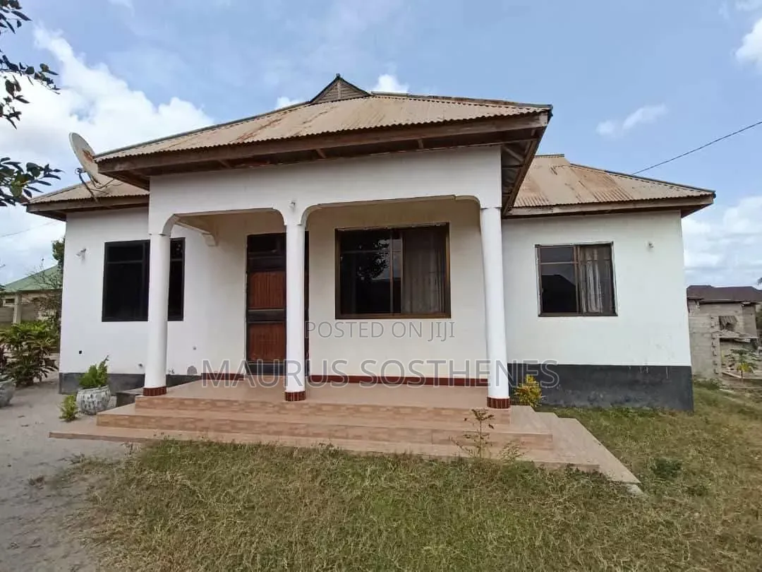 3bdrm House in Kivule Ccm, Ukonga for sale