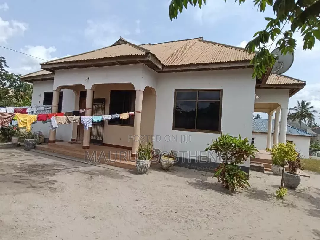 3bdrm House in Kivule Ccm, Ukonga for sale