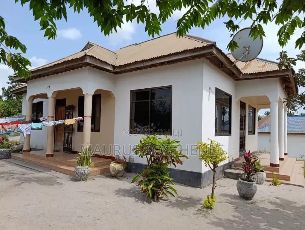 3bdrm House in Kivule Ccm, Ukonga for sale