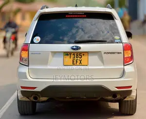 Subaru Forester 2012 White