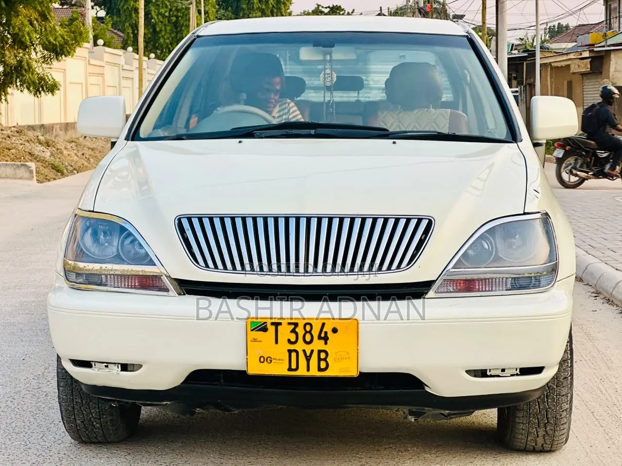 Toyota Harrier 2.2 16V 2001 White