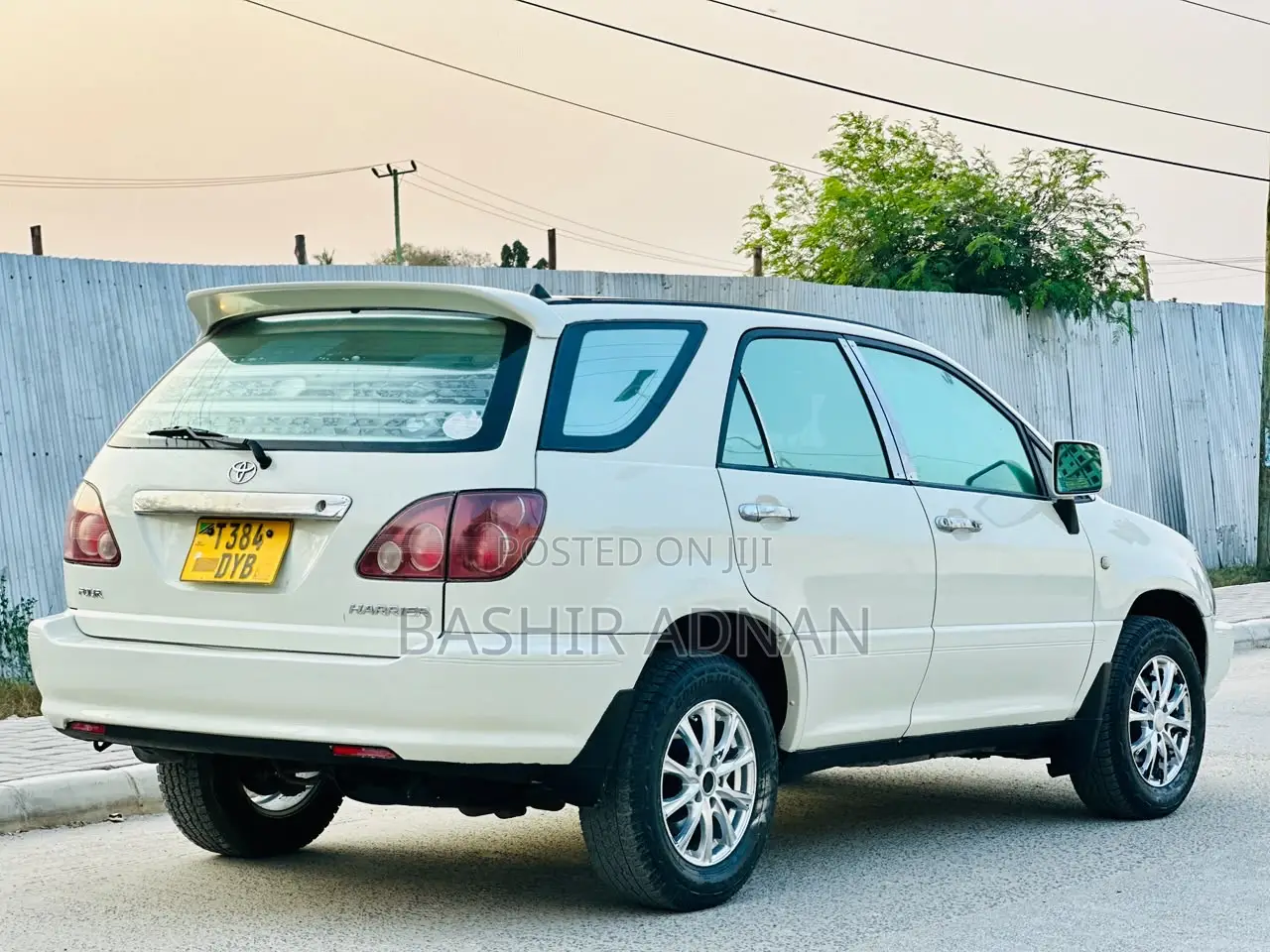 Toyota Harrier 2.2 16V 2001 White