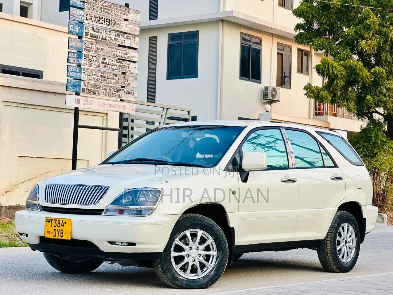 Toyota Harrier 2.2 16V 2001 White