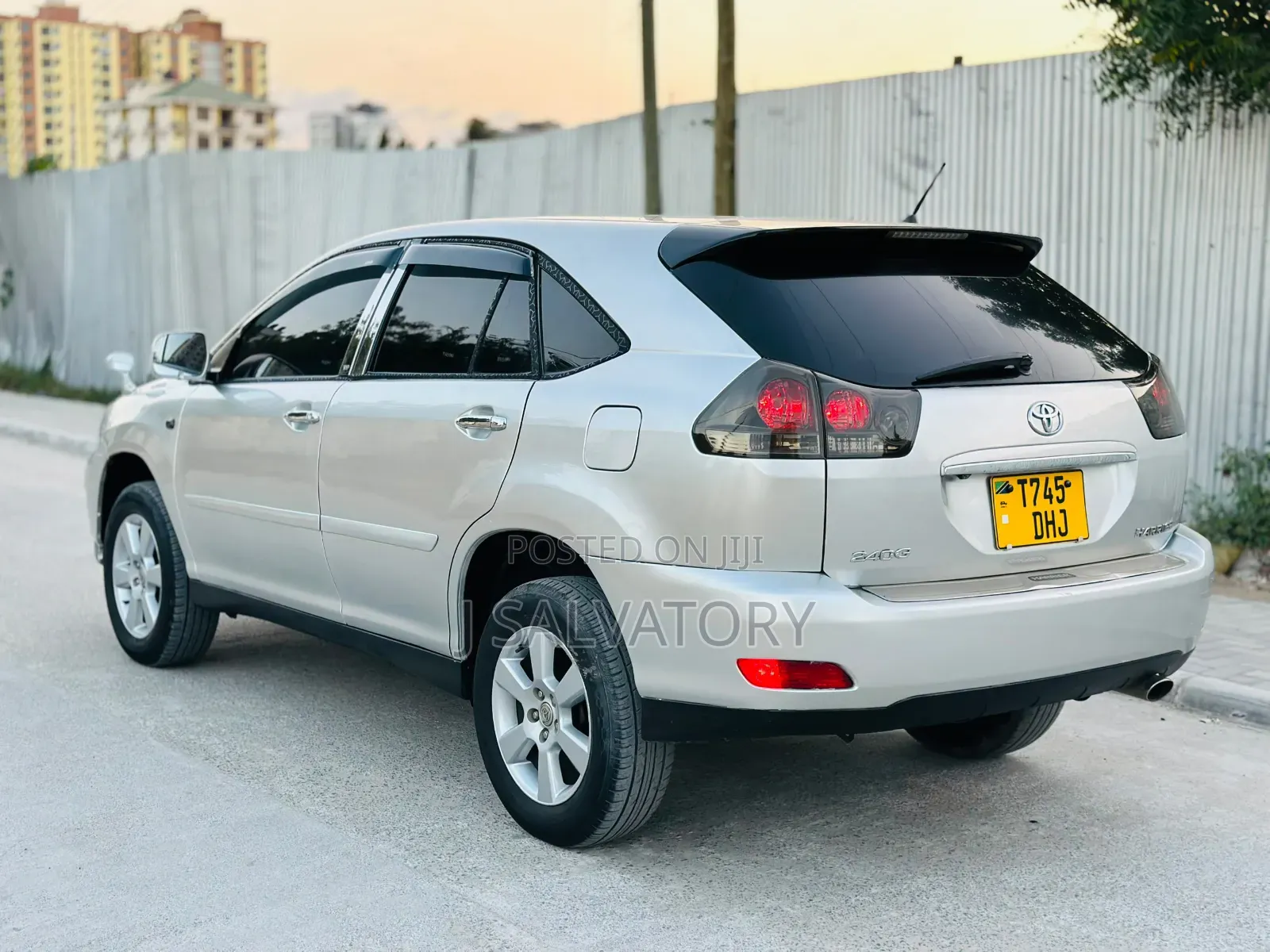 Toyota Harrier 2006 Silver