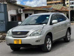 Toyota Harrier 2005 Gold