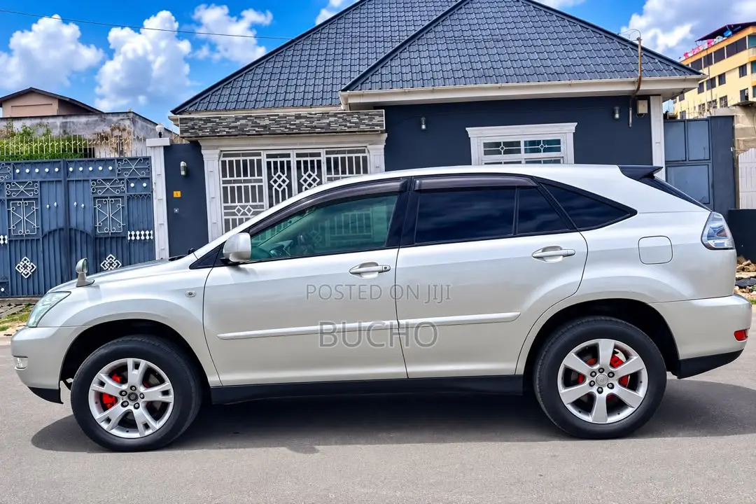 Toyota Harrier 2005 Gold
