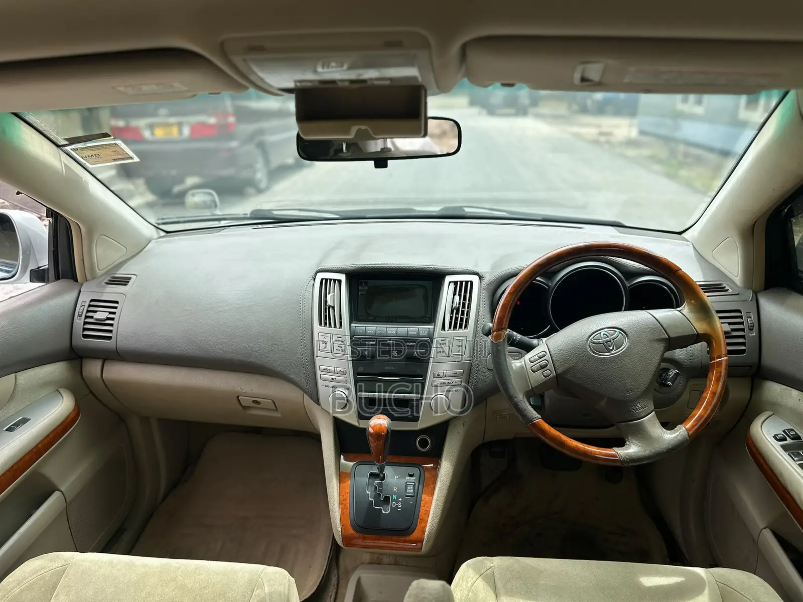 Toyota Harrier 2005 Gold