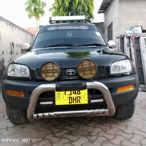 Toyota RAV4 1999 Black