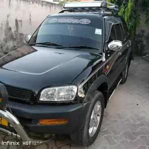 Toyota RAV4 1999 Black