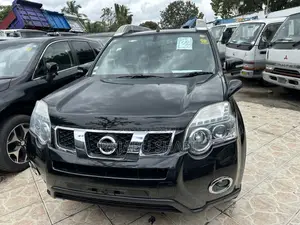 Nissan X-Trail 2.0 Petrol XE 2012 Black