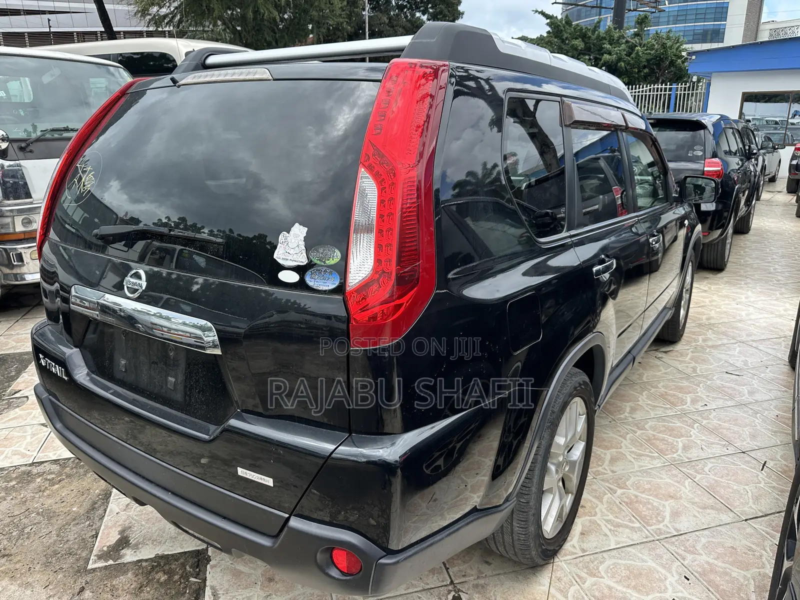 Nissan X-Trail 2.0 Petrol XE 2012 Black