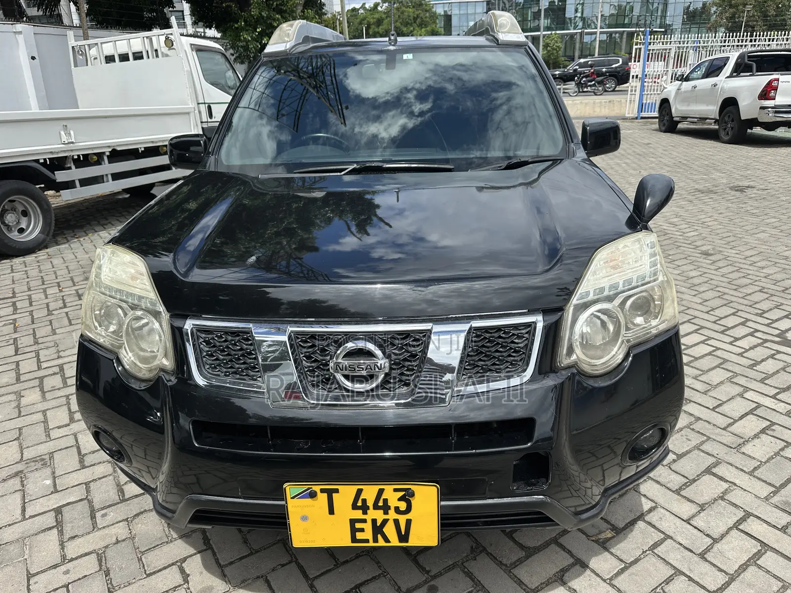 Nissan X-Trail 2.0 Petrol XE 2012 Black
