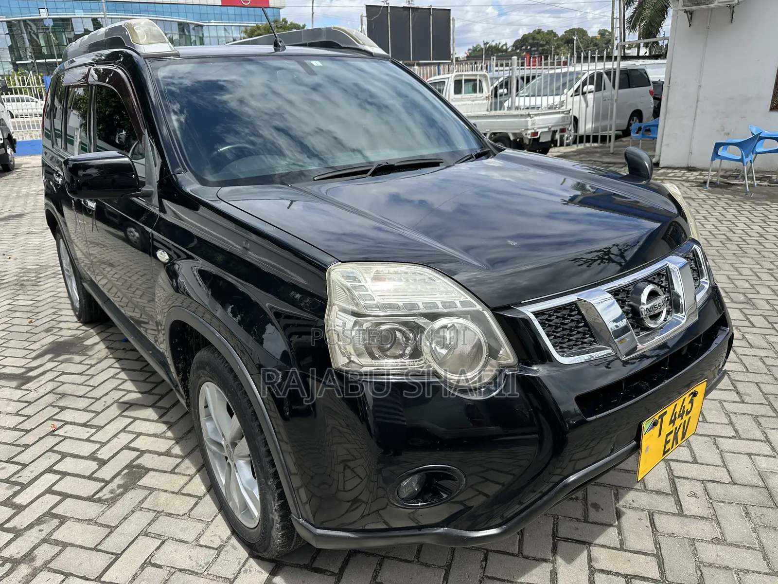 Nissan X-Trail 2.0 Petrol XE 2012 Black