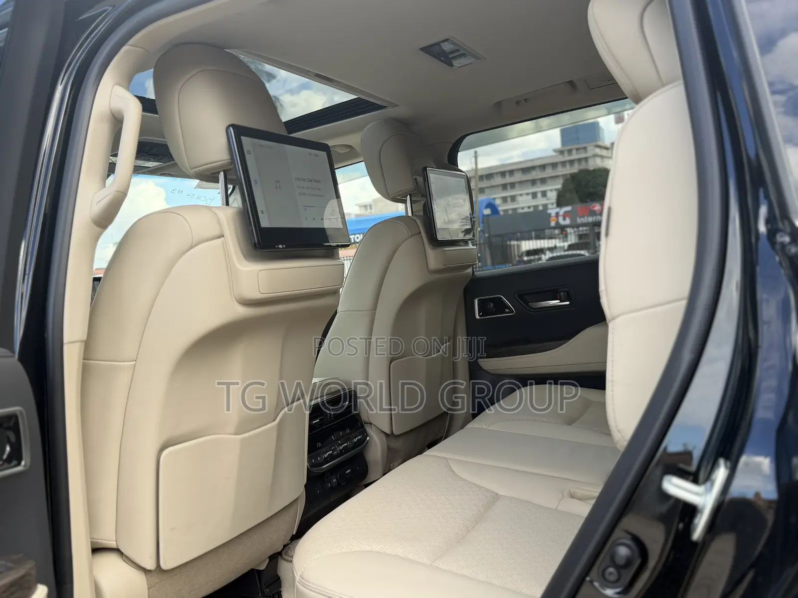 New Toyota Land Cruiser LC300 2025 Black
