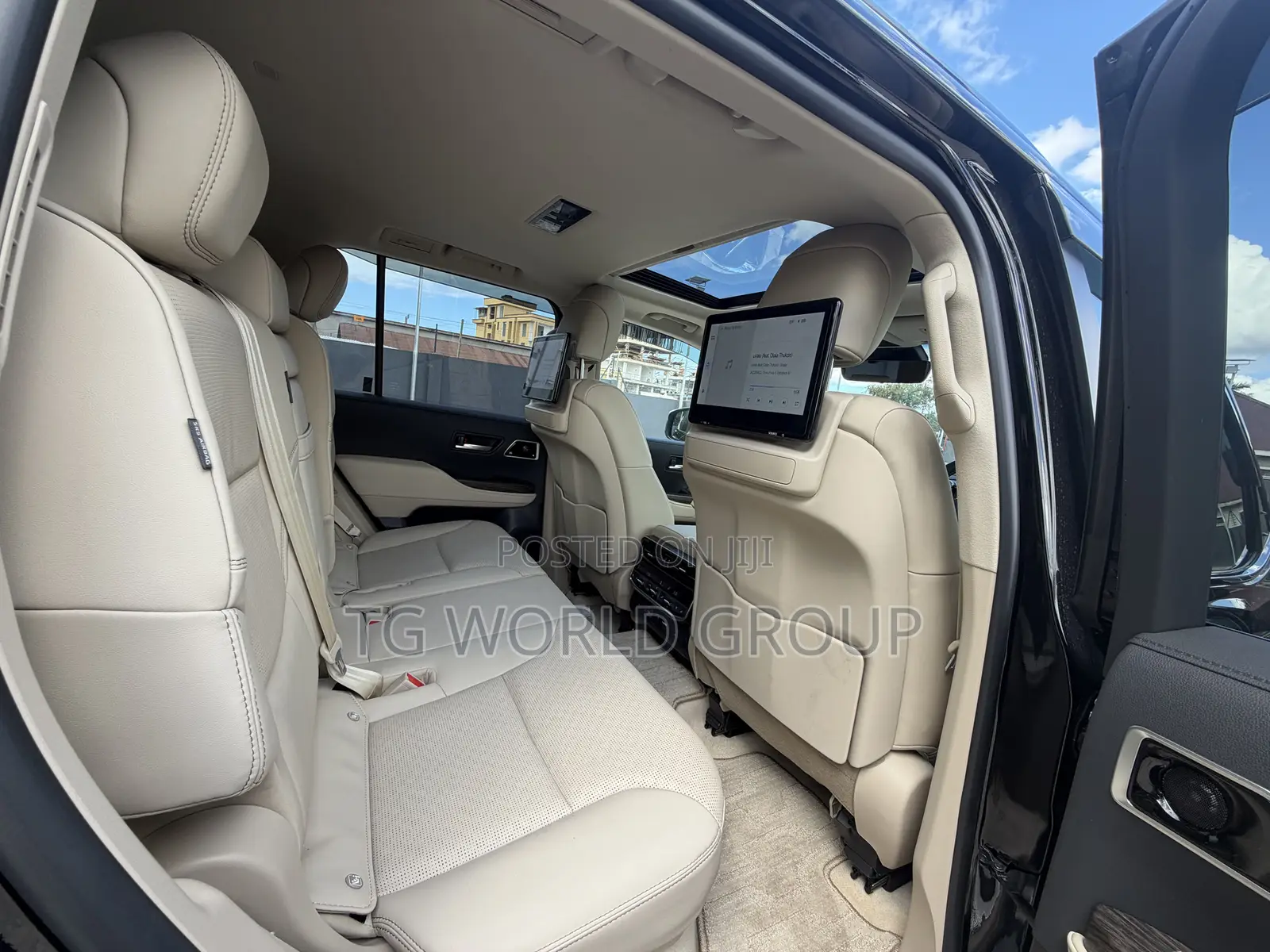 New Toyota Land Cruiser LC300 2025 Black