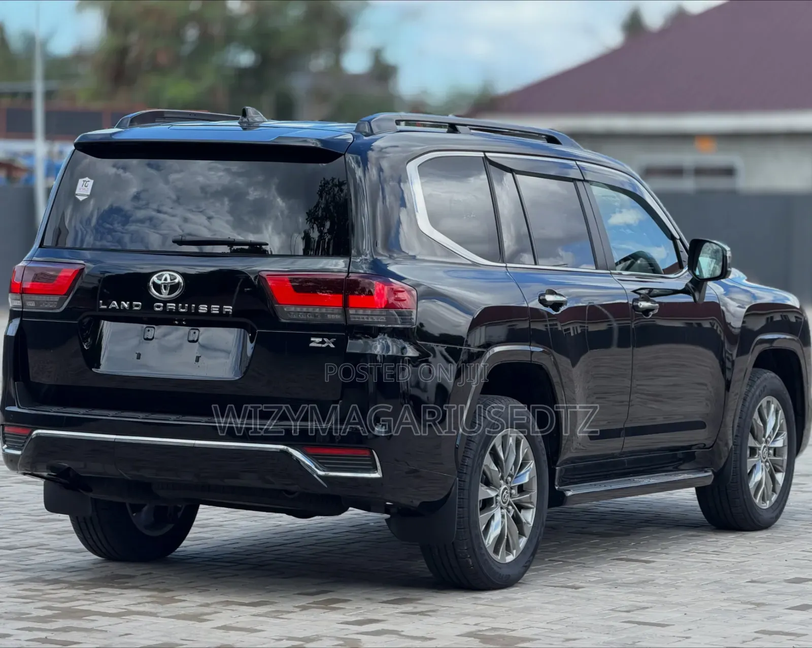 New Toyota Land Cruiser 2025 Black