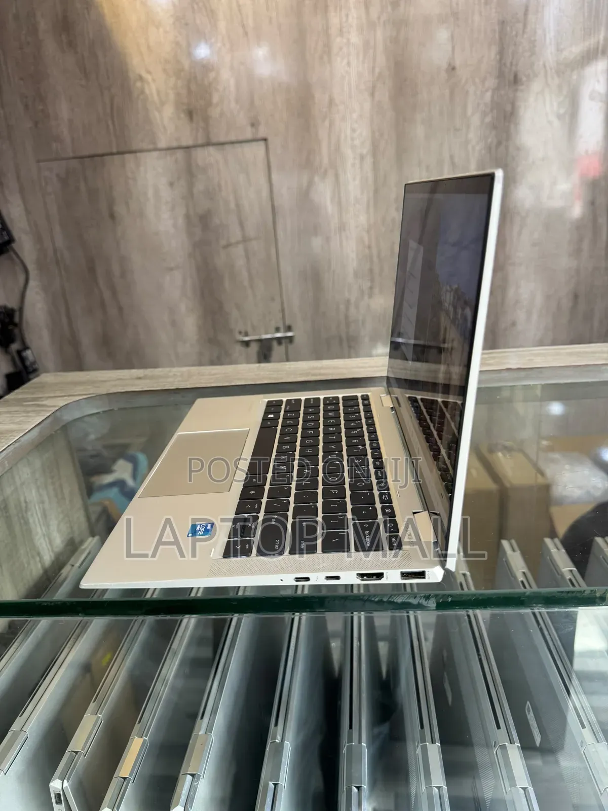 Laptop HP EliteBook x360 1030 G8 16GB Intel Core i5 SSD 256GB