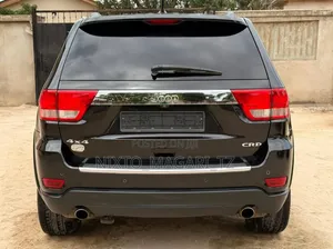 Jeep Cherokee 2012 Black
