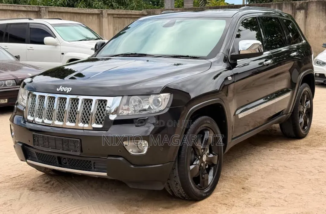 Jeep Cherokee 2012 Black