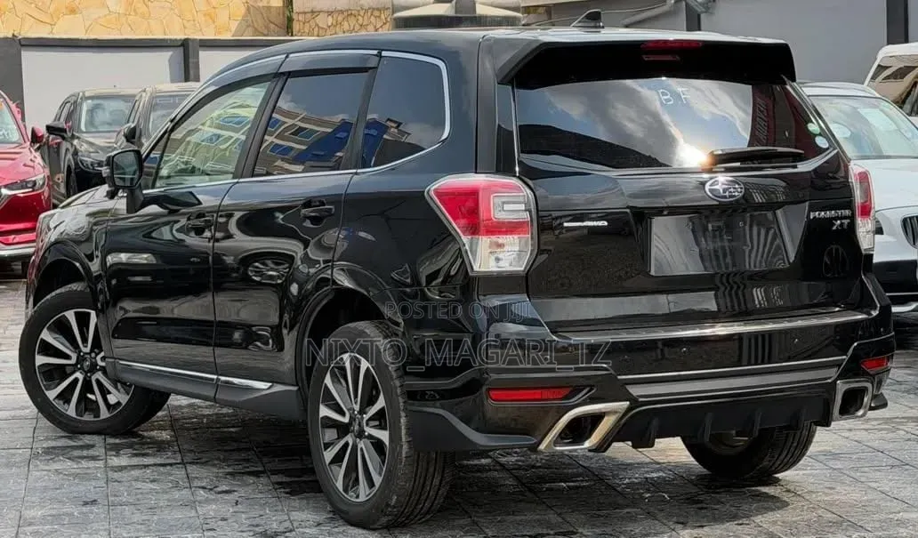 Subaru Forester 2016 Black