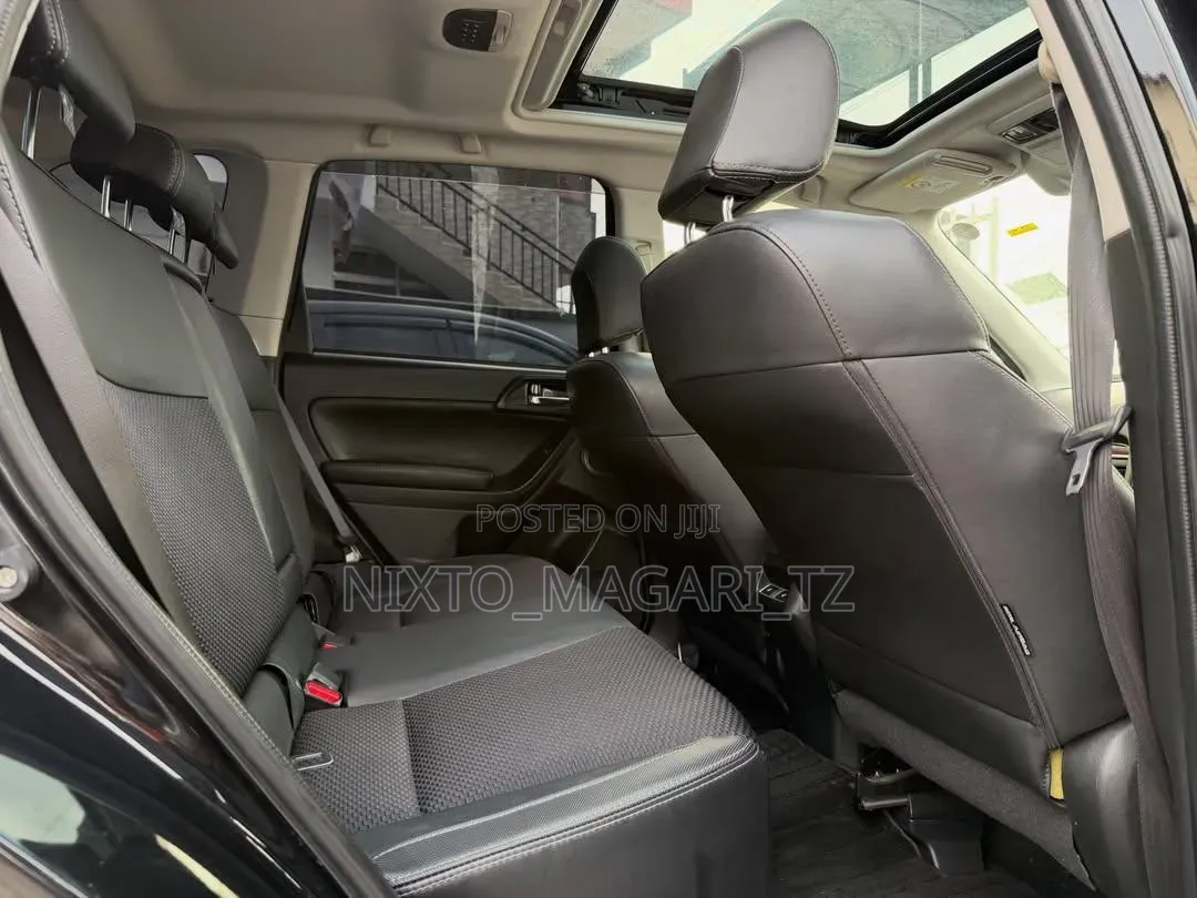Subaru Forester 2016 Black
