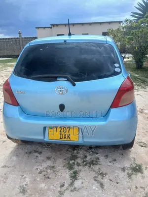 Toyota Vitz 2006 Blue