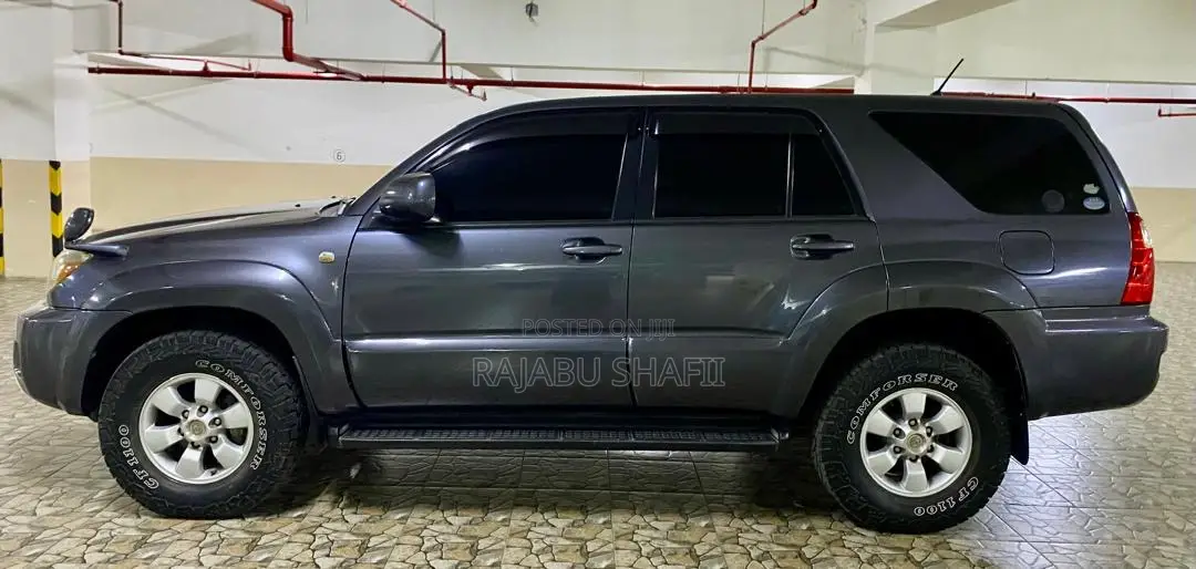 Toyota Hilux Surf 2.7 SSR 2006 Gray