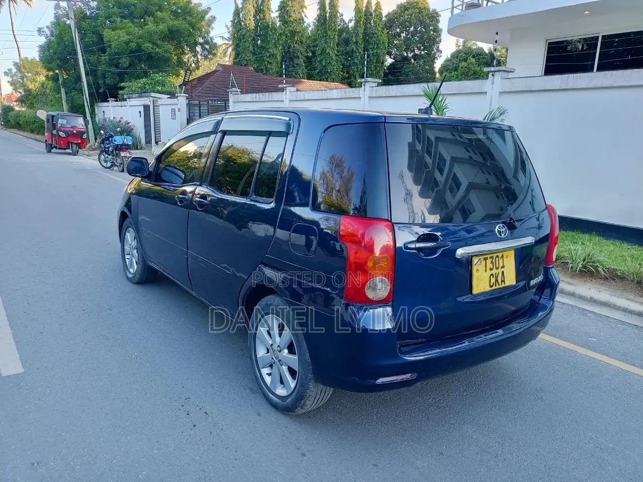 Toyota Raum 2003 Blue