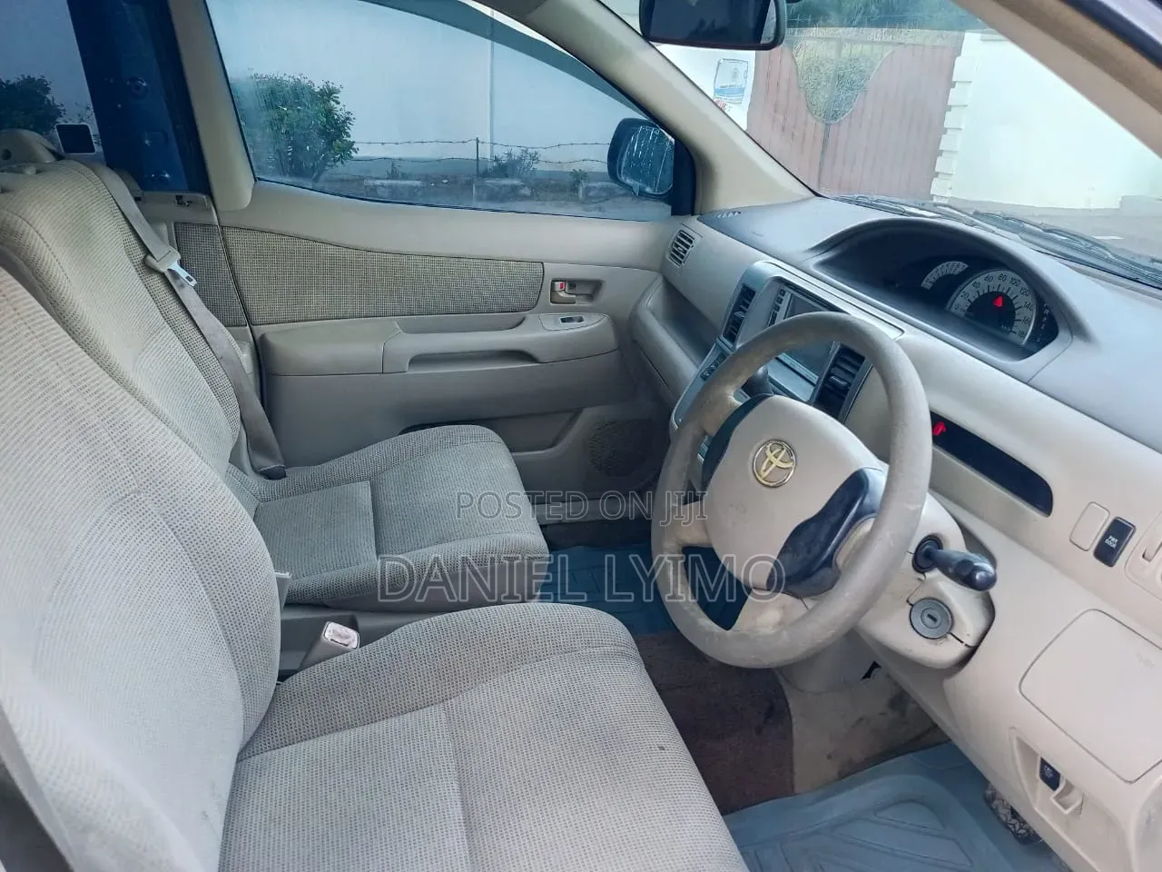 Toyota Raum 2003 Blue