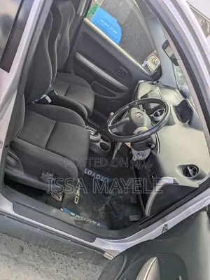 Toyota IST 2005 Silver