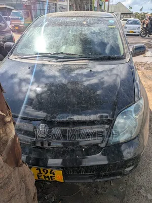 Toyota IST 2005 Black