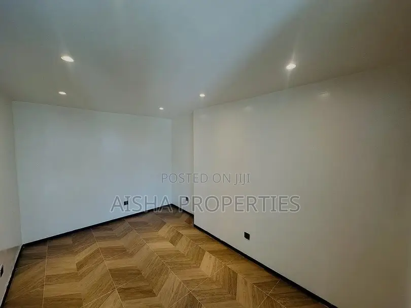 Furnished 2bdrm Apartment in Oyster Bay for rent